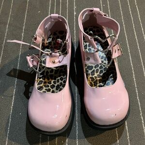 Demonia - Sprite 02 Pink Pat. Leather Platforms